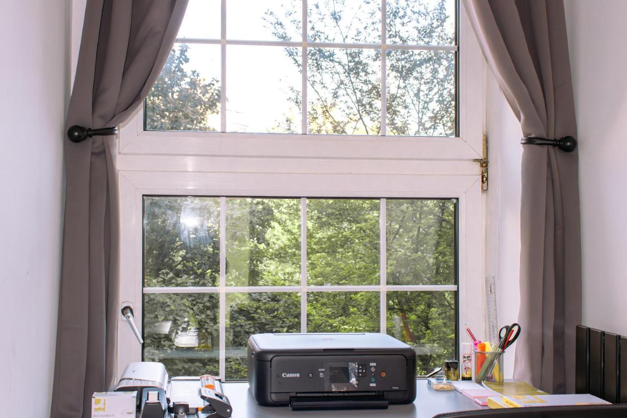 Nice 4 Bedroom Apartment Near City Centre 2-Min Walk To Metro !! Business & Family Friendly!! Londres Exterior foto